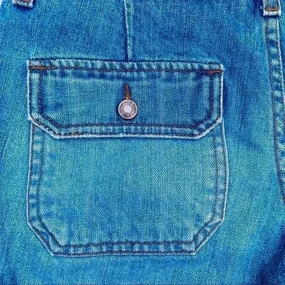 Old Navy Med Wash “70’s Style” Denim Jean Shorts - Picture 8 of 11